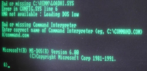 Tela de inicialização do MS-DOS no Solution-16